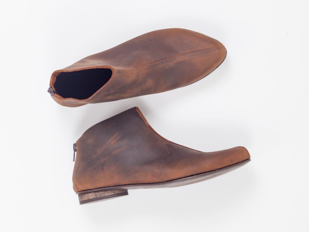 short flat brown leather boots