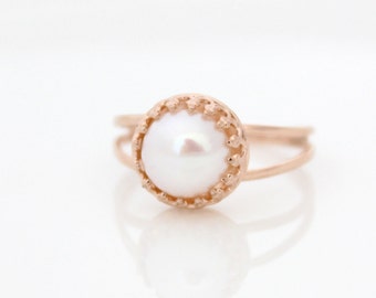 Pearl ring • Rose gold ring set with a pearl • Gifts for her • Promise ring