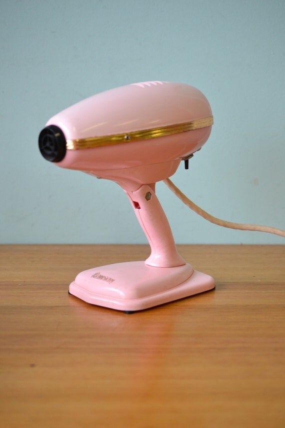 Mid century hair dryer Ronson pink 50's vintage bathroom