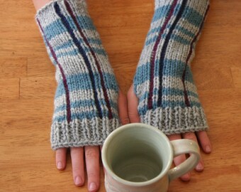 Hand Knit Plaid Fingerless Gloves / Handknit Plaid Gloves / Computer Gloves / Texting Gloves