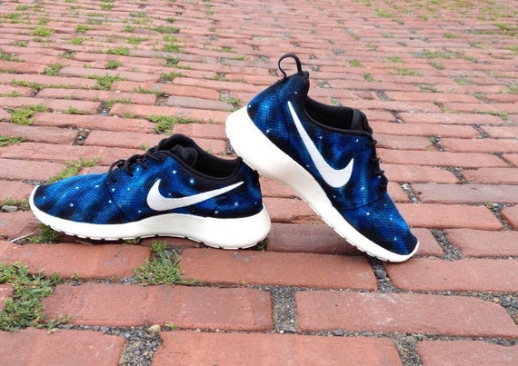 nike roshe run galaxy