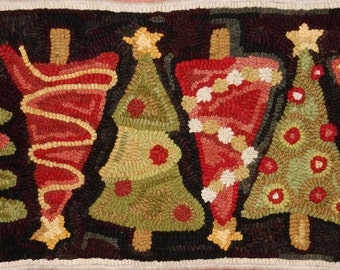Christmas Tree Table Runner Rug Hooking PATTERN on Belgian Linen
