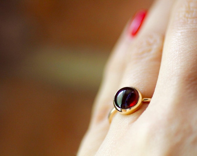 Garnet Gold Ring Natural Stone May Birthstone Simple Wedding Minimalist Dainty Engagement Gemstone Jewelry Stacking Yellow Solid Gold Ring