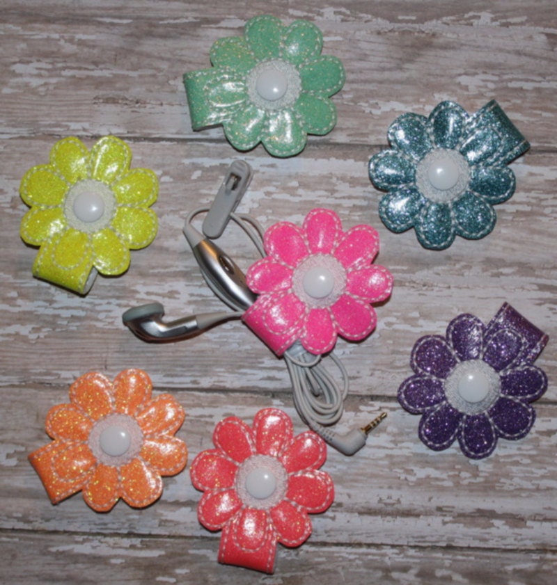 Flower Ear Bud Cord Wrap Embroidery Machine Design for the 5x7