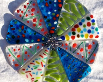 Set of 3 Christmas bauble tree decoration, Fused glass christmas ornaments, handmade decorations