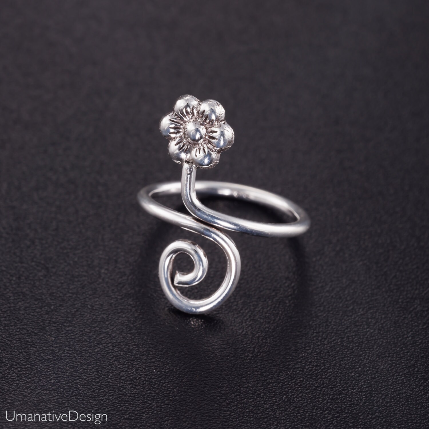 Sterling silver toe ring. flower toe ring. by Umanativedesign