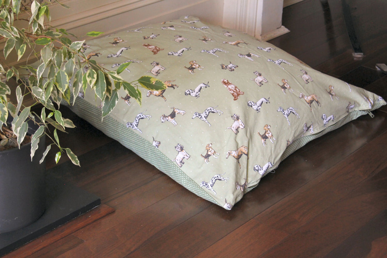 Dog bed large made from waterproofed 100 cotton fabric