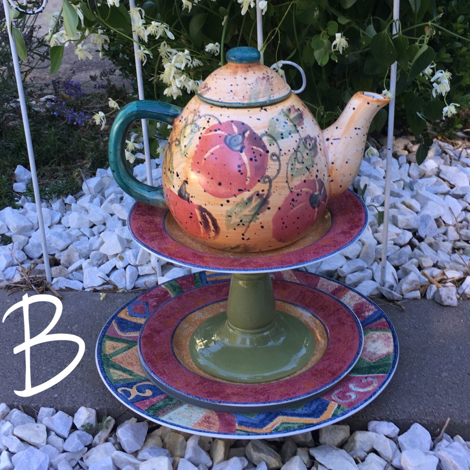 Teapot bird feeder vintage bird bath gift for bird lover