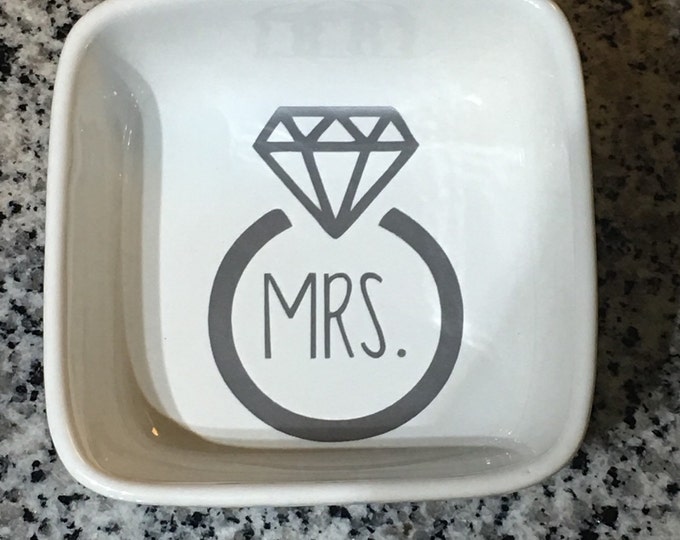 Mrs. Ring Holder || Mrs. || Personalized || Mrs. Ring Holder || Ring Dish