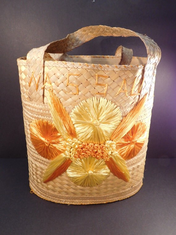 Vintage Nassau Tropical Straw Bag Vacation Bag Bahamas