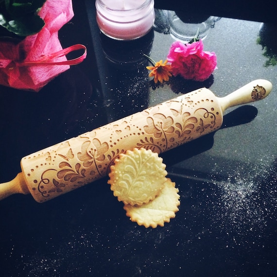 garden themed printed rolling pin