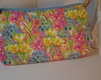 Purse floral spring quilted zipper pockets pink green blue yellow light weight shoulder bag top handle satchel