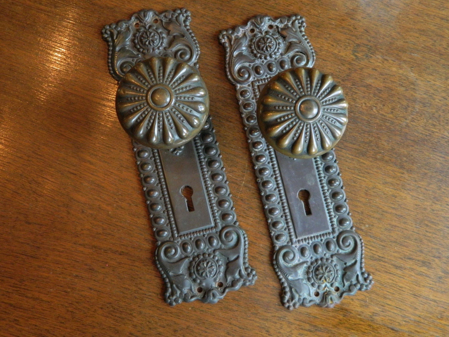 Complete Set Victorian Door Hardware Antique Door Knobs Door   Il Fullxfull.1061115653 Ilgi 