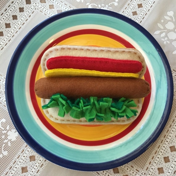 play food felt hot dog felt food hot dog pretend by MyrasKitchen