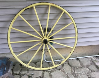 Iron wagon wheel | Etsy