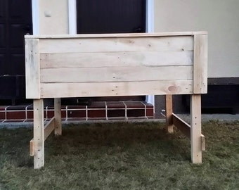 Items similar to Stackable Cedar Raised Planter 2.5x2.5x2 Elevated