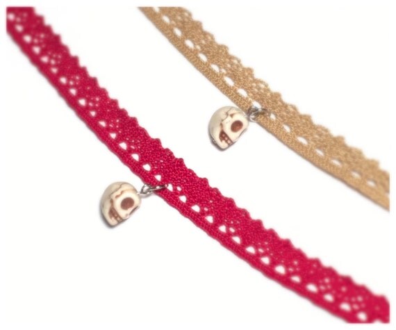 Crochet | Lace | Red | Yellow | White | Skull | Skulls | Perfect for Halloween | Day of the dead |