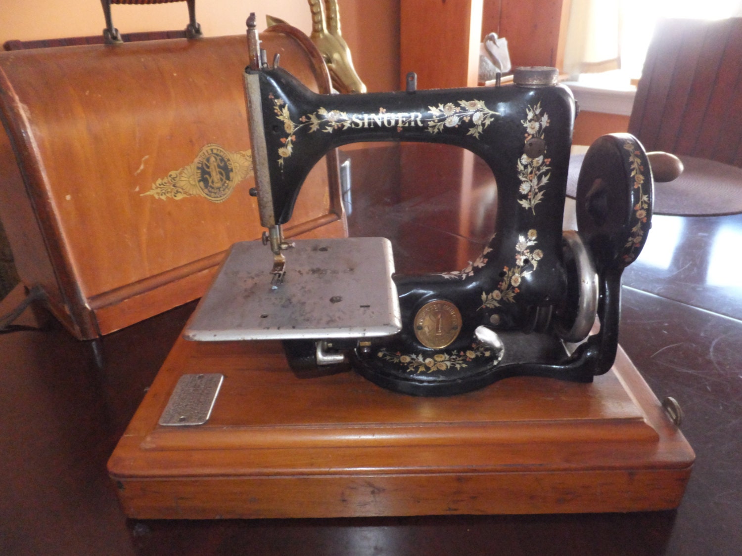 vintage singer sewing machine models