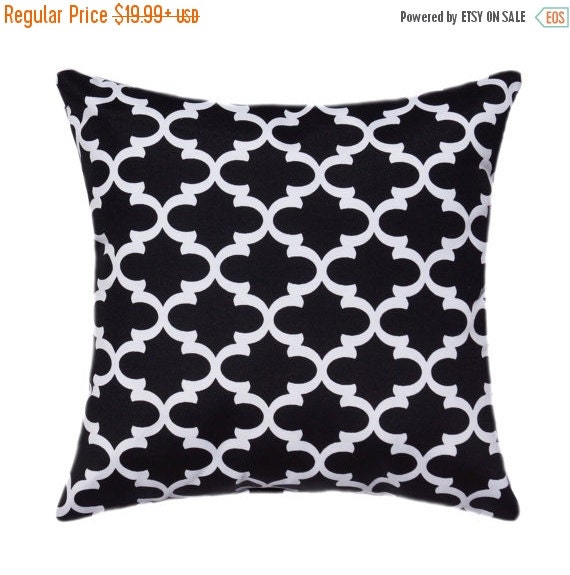 reviews shadow and in sunlight of and White and Prints Premier Fulton Throw Black Pillow, Shadow Black