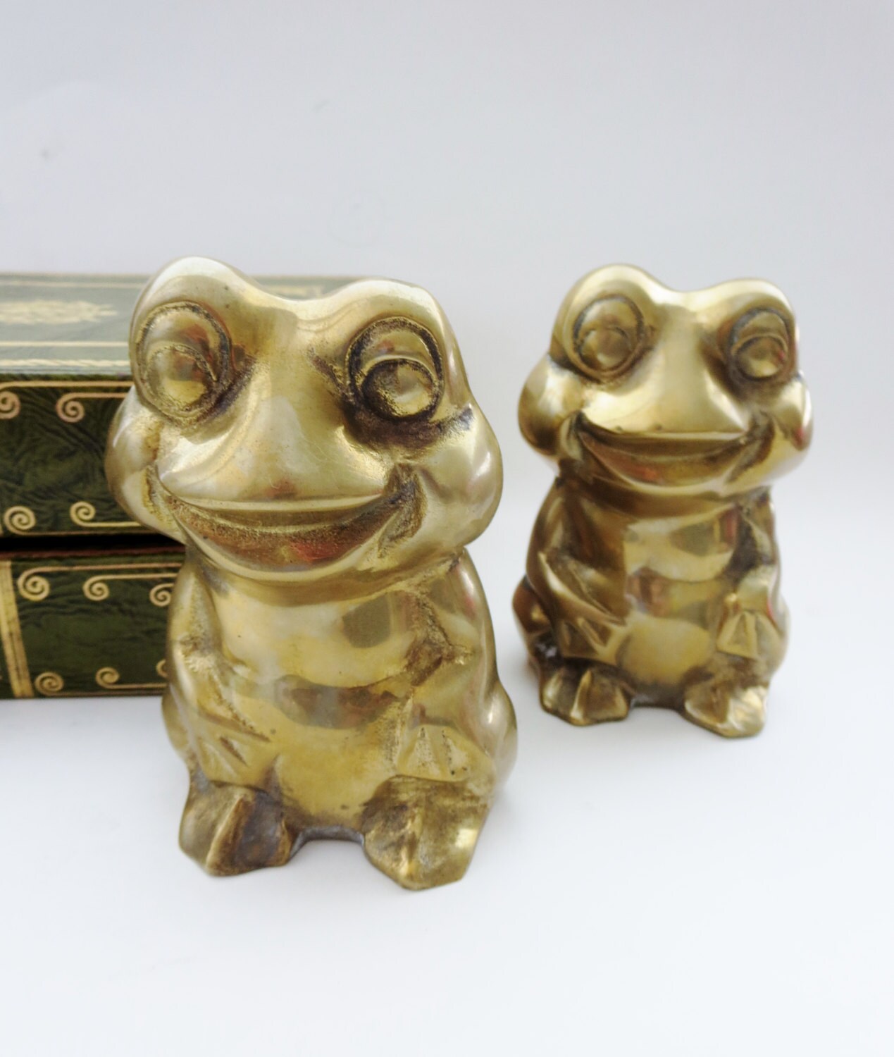 Vintage Brass frog bookends Solid brass sitting frogs