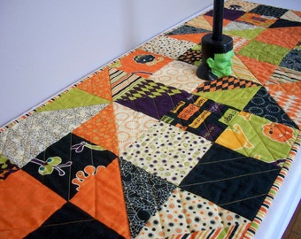 Halloween Table Runner Monster Bash Pinwheels Quilted Quiltsy Handmade FREE U.S. Shipping