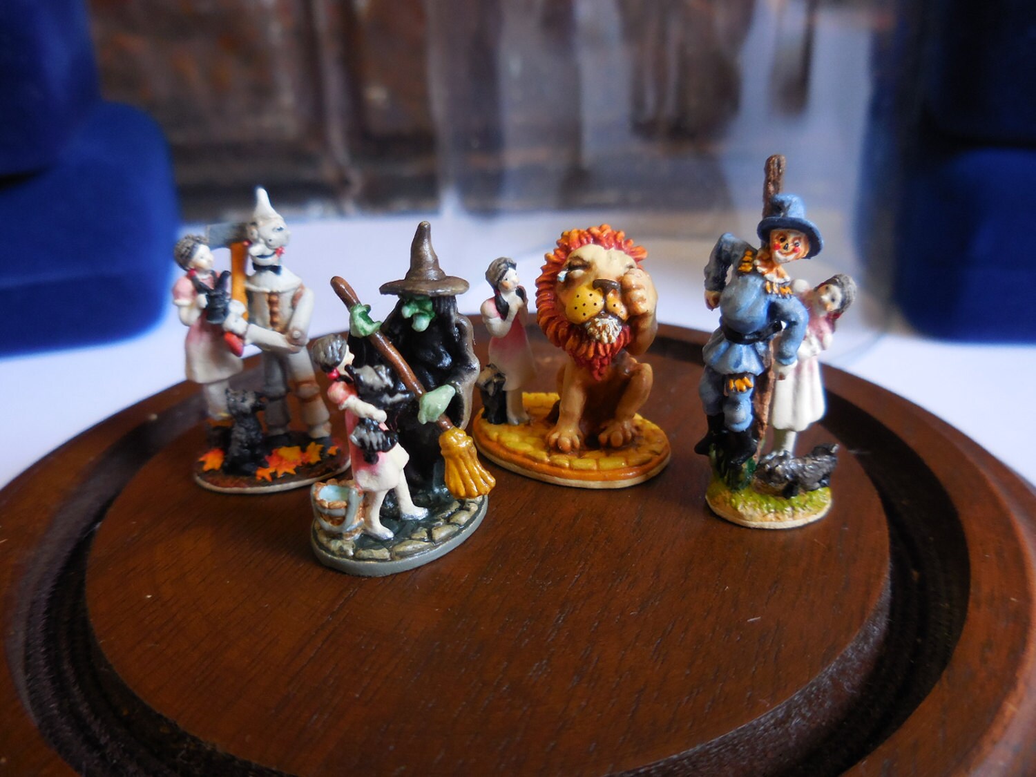 miniature wizard of oz