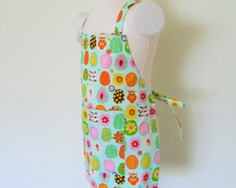 Childrens Apron - Mint Green Kids Apron, lots of Color in this Woodsy Apron covered with Owls, leaves and flowers