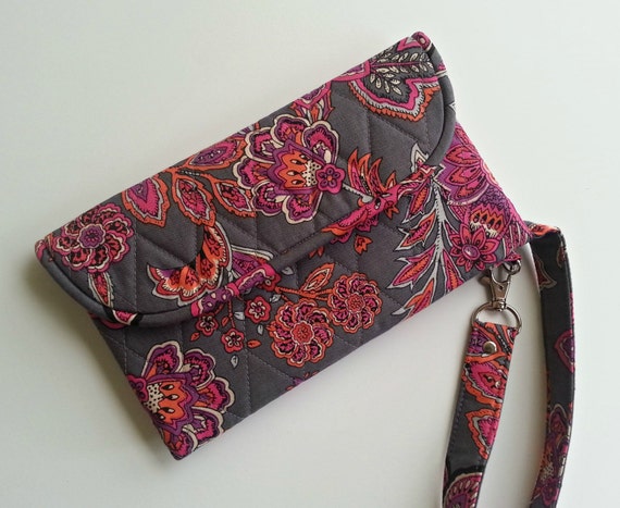 quilted wristlet wallet