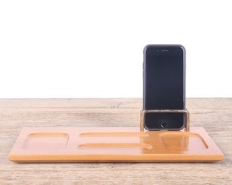 Wood Desk Valet / Retro Desk Trey / Men's Wallet Holder / Desk Organizer / Unique Mens Gift / Mens Watch Trey / Mid Century Dresser Caddy -