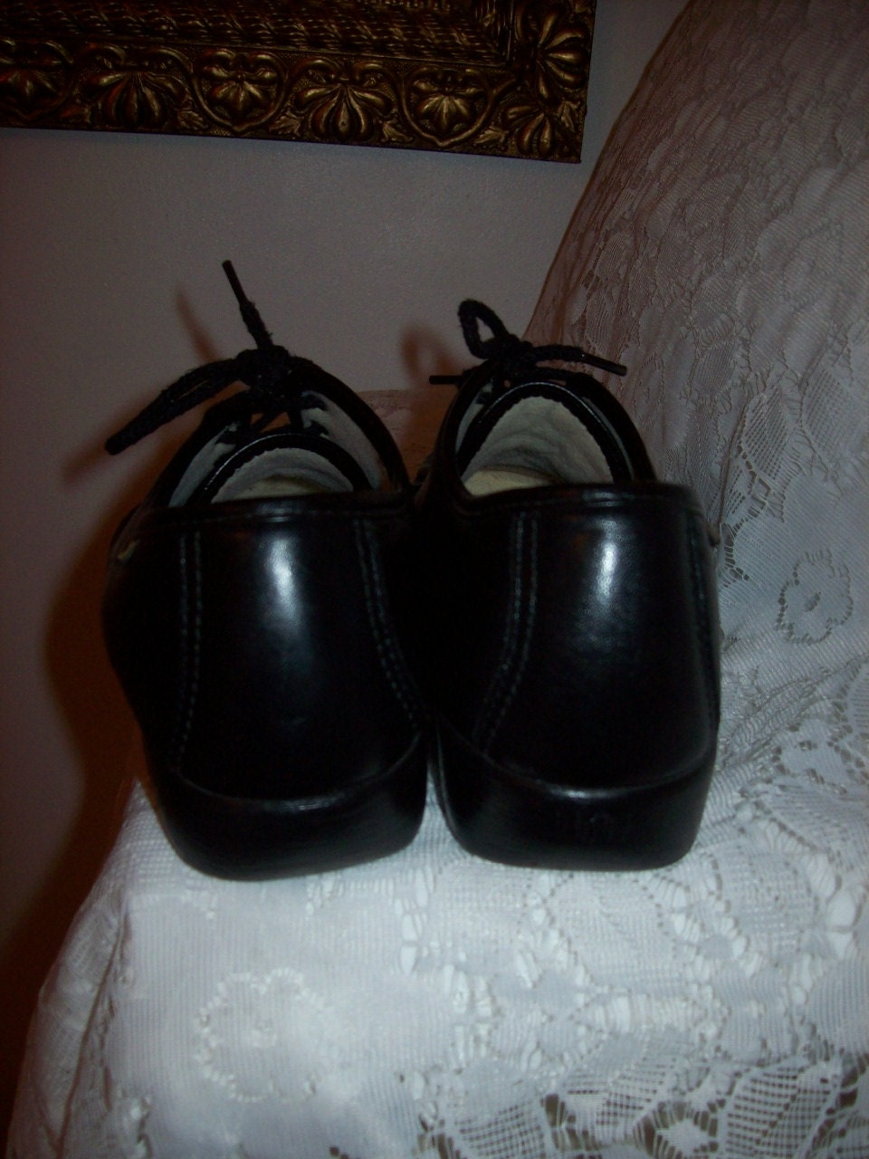 old lady leather shoes