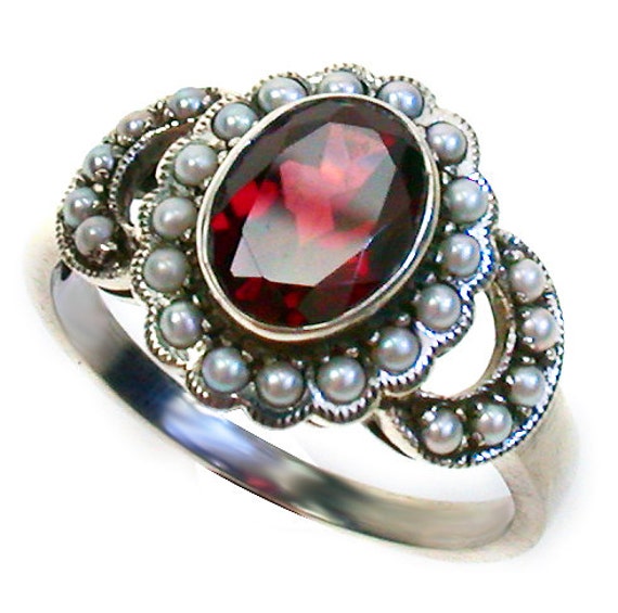 Platinum Ring with Garnet & Pearl PT900 Vintage Engagement