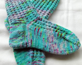 Hand Knit Socks for Women UK 5-7, US 7-9 Piratenwolle Nr. 26