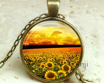 Sunflowers, sunflower pendant, sunflower necklace, sunflower jewelry, sunflower photo pendant, sunflowers, Pendant #SP155BR