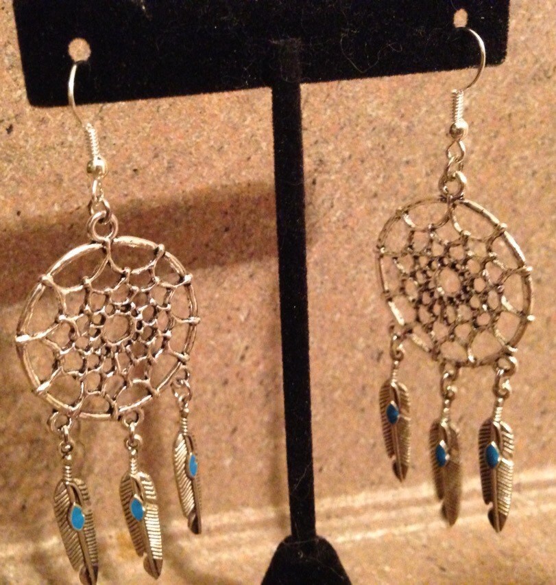 Dream catcher dangle earrings by DiyHunnies on Etsy