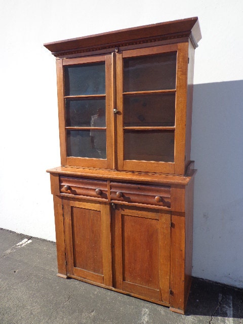 Antique 1850's Hutch Cabinet Sideboard Primitive Shaker