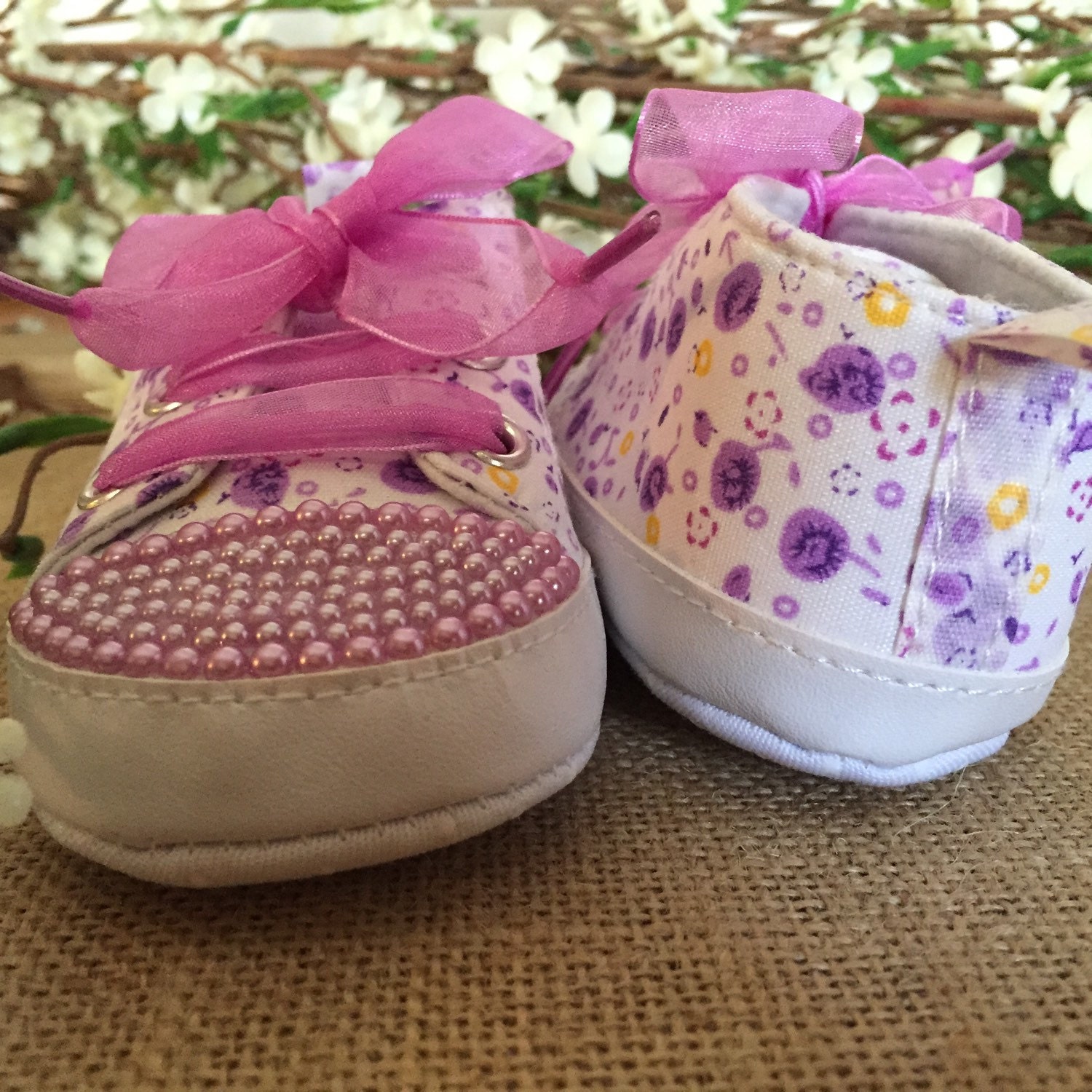 Purple baby girl shoes. Size 5 baby shoes. 4.5 inches long.