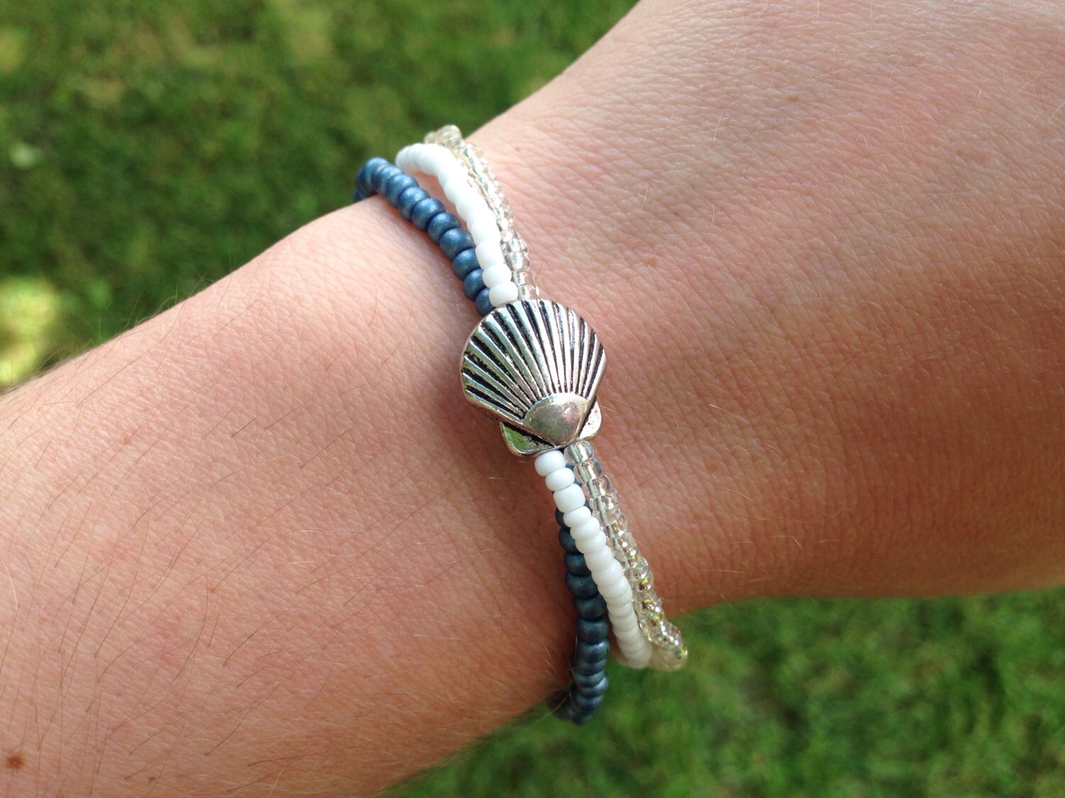 Seashell Bracelets Beach Themed Jewelry by BrooklynRoseBeads