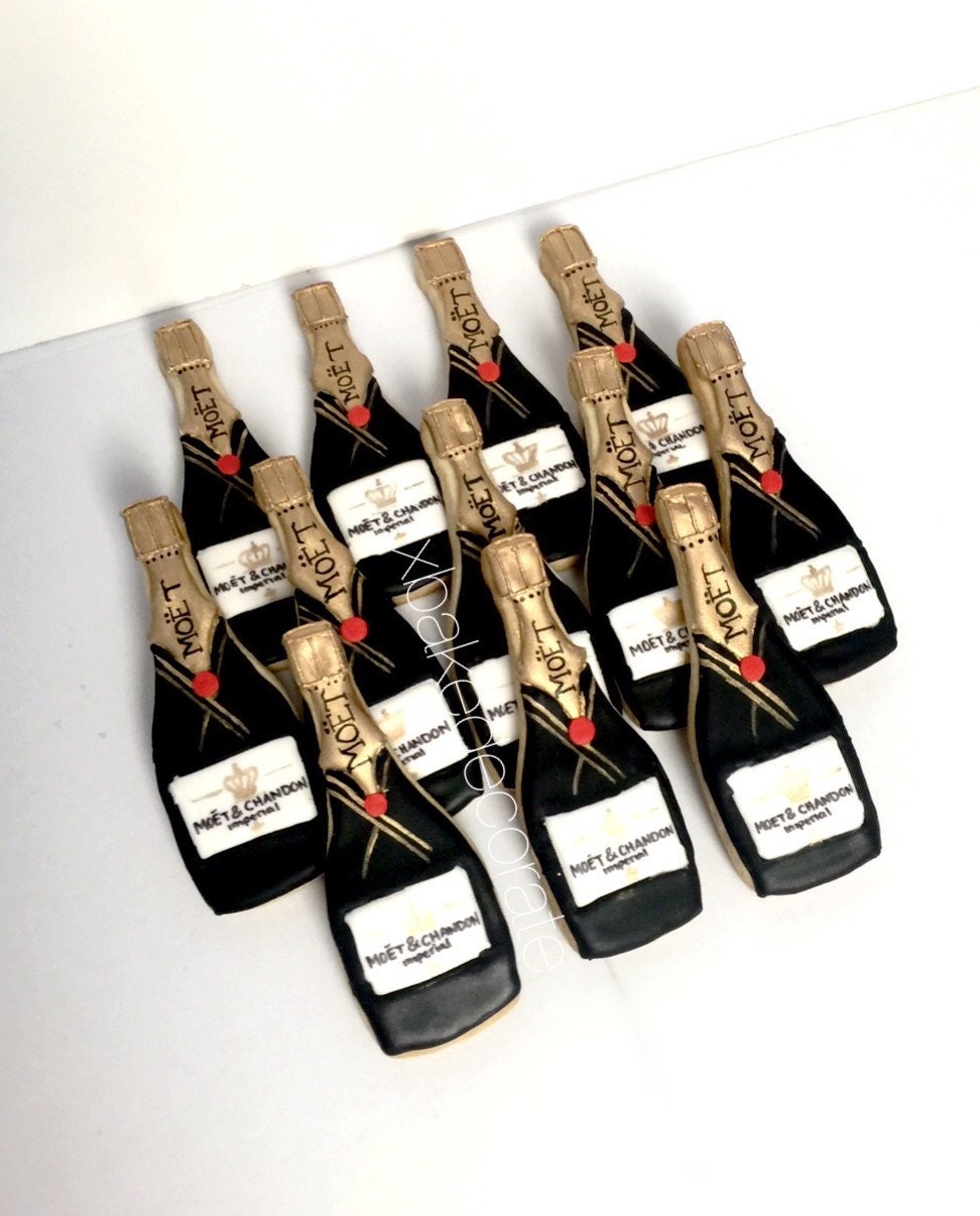 Champagne Bottle Cookies
