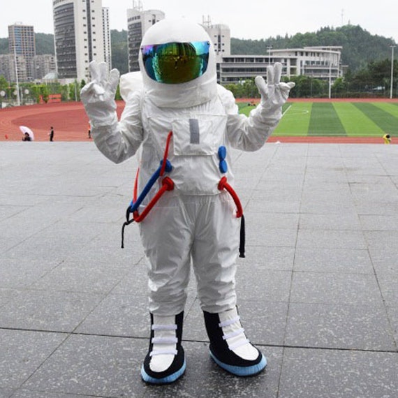 Astronaut astronauten kostüm event idee kostüm parade von diyplush