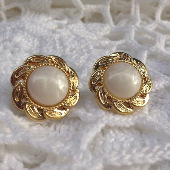 White Stud Earrings Round Post Earrings Mother's Day