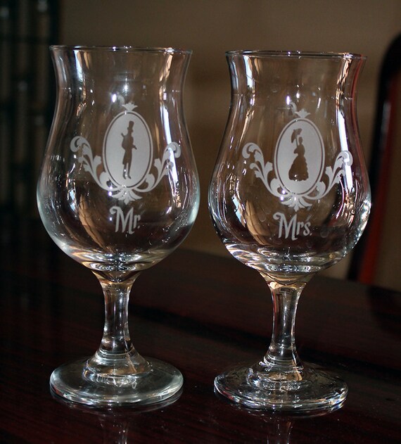 Mr & Mrs Victorian Wine Glass Gothic Wine Glass Set