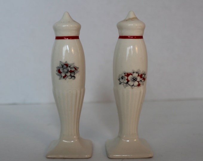 Vintage Salt and Pepper Shakers, Kitchen Collectible