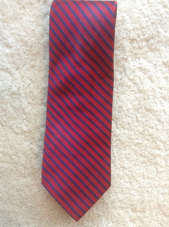 Brooks Brothers Basics Vintage Necktie / Red & Blue Stripe