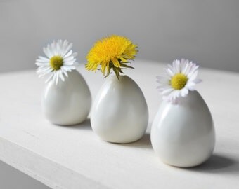 Mini porcelain vase for small flowers. Ceramics pottery. Miniature vase. Small vase. White vase. Buttercup dandelion daisy. Wedding gift