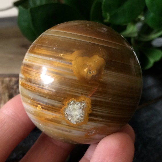 Banded Brown Agate Gemstone 48 mm Crystal by PACIFICMINERALS