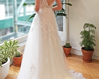 White Deep V Back Lace Wedding Dress
