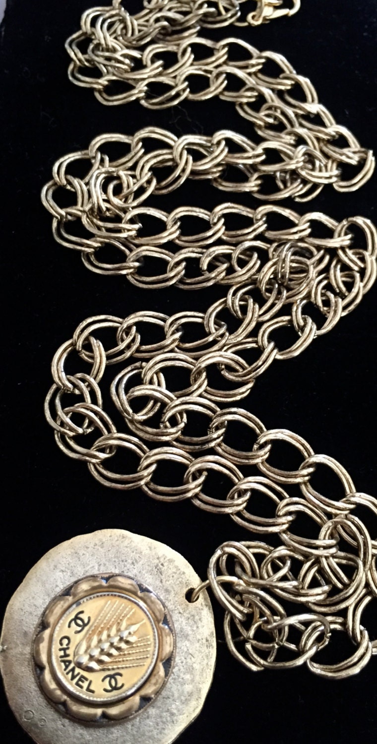 Vintage Chanel Necklace by VintageFlairUSA on Etsy