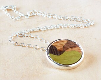 Wooden necklace, pendant necklace, jewelry necklaces, fashion necklace, wood pendant, nature jewellery, minimalist jewelry, trendy jewelry