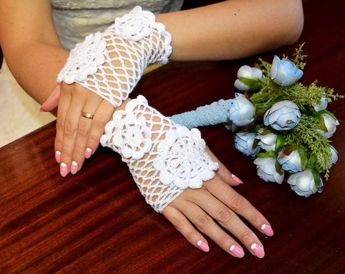 Ready to ship: Evening crochet gloves with 2 flower designs, wedding, special occasion,