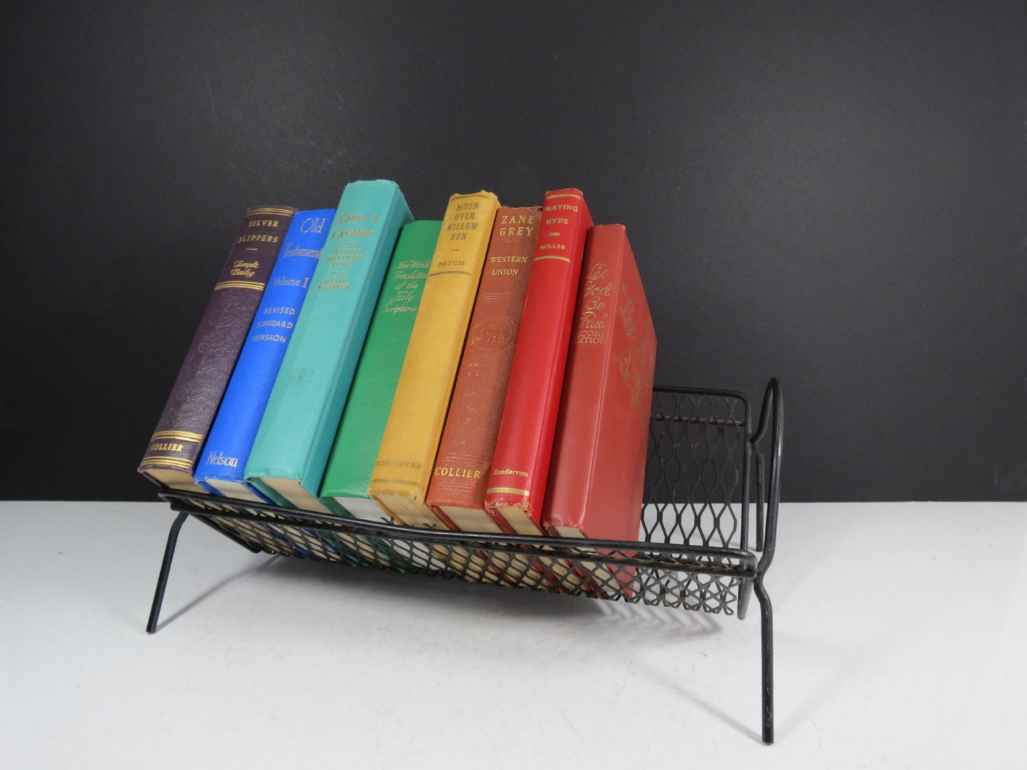 Mid Century Metal Book Rack // Vintage Black Metal Honeycomb